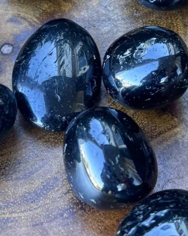 Lucky-Gemstones-1-2-3-4-5