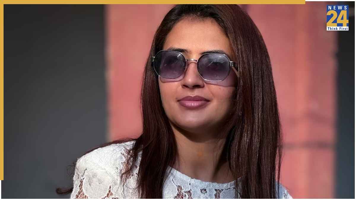 chandrika dixit