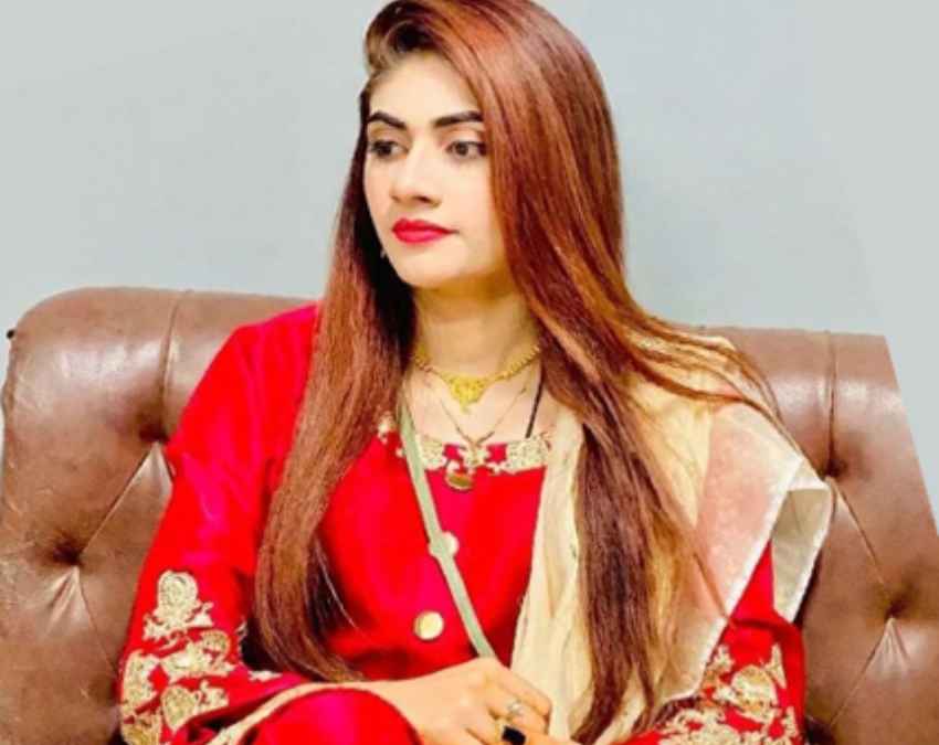 दानिया शाह के पहले पति का का क्या नाम था