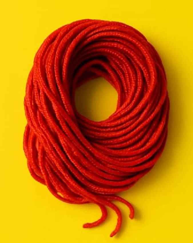 लाल कलावा: शक्ति और साहस