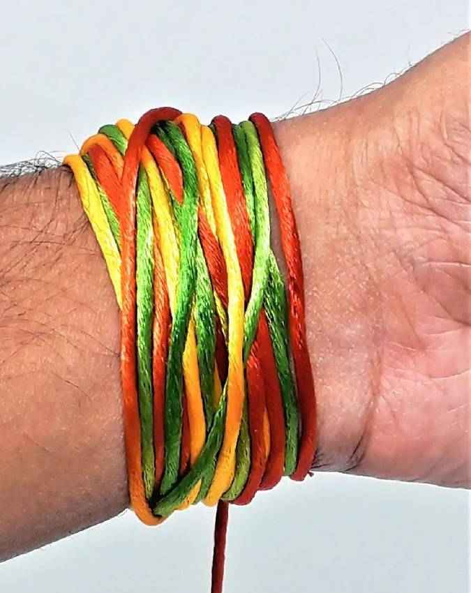 पांच रंगों वाला कलावा