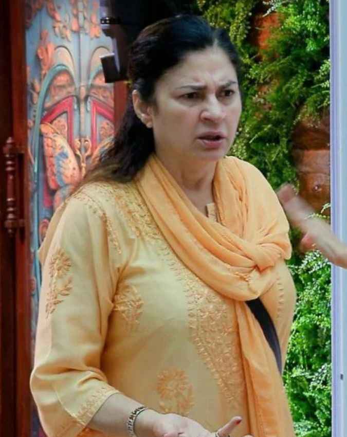 कुमार सानू संग जुड़ चुका कुनिका का नाम