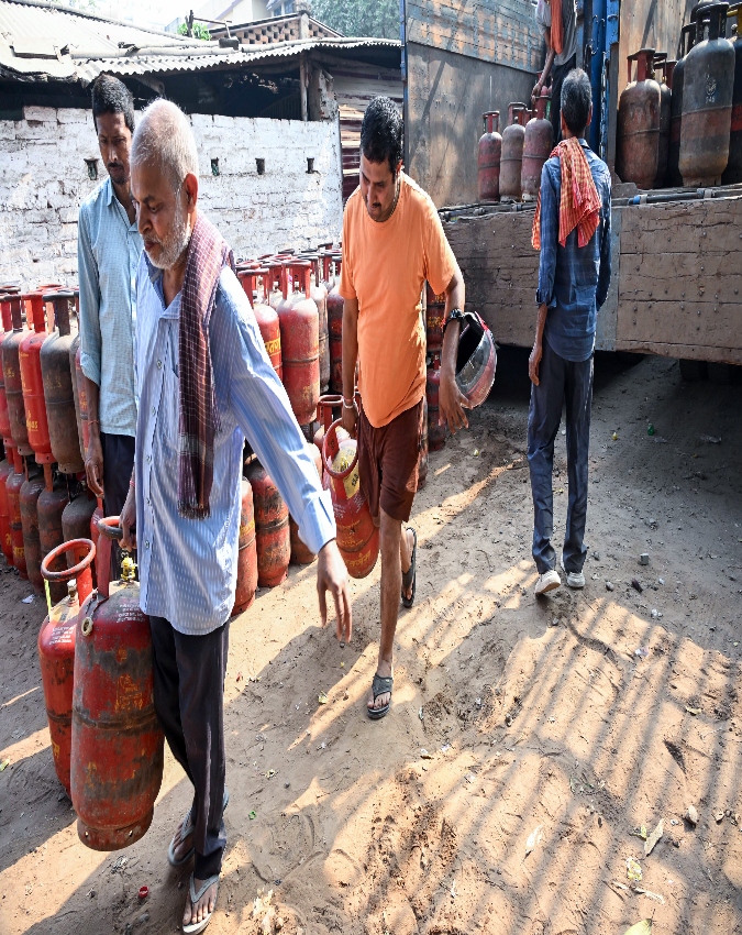 lpg delivery man salary -1-2-3-4-5-6