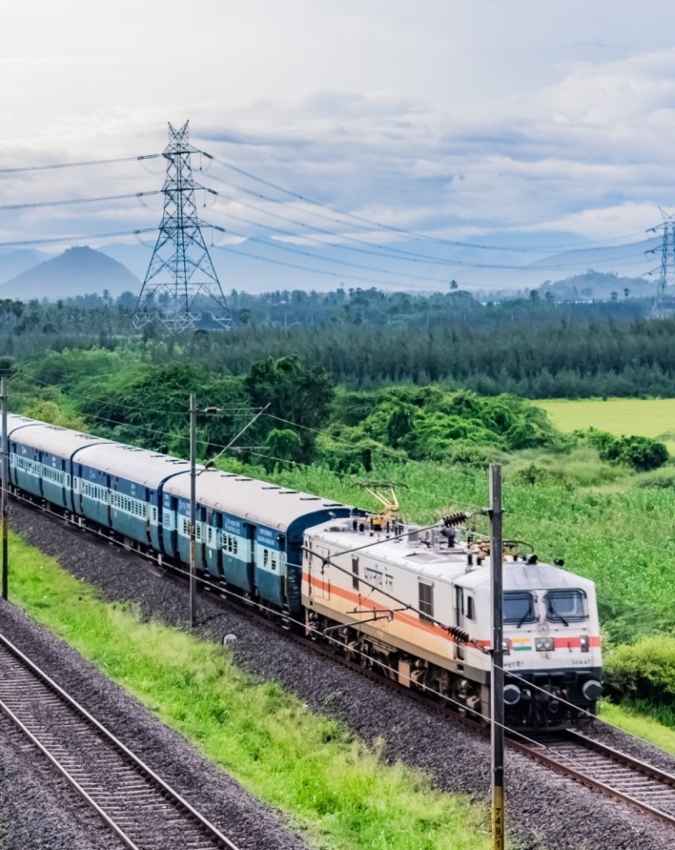 टिकट पर नाम कैसे बदले