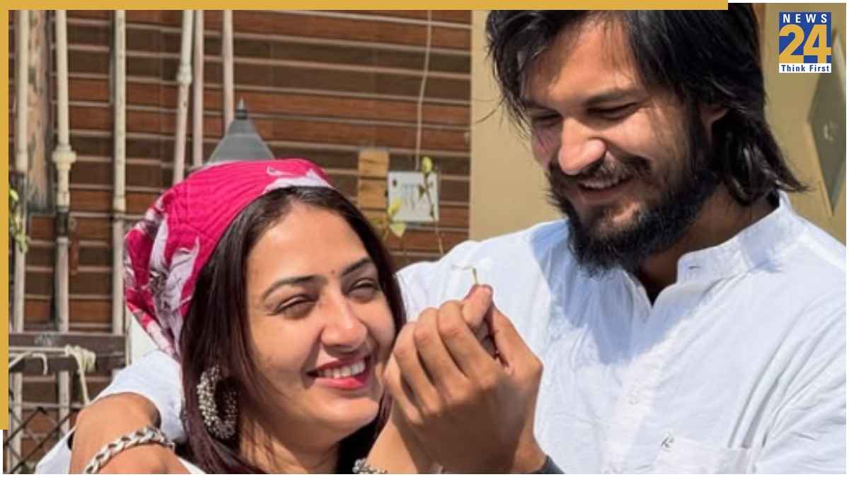 'अकेले खड़े रहने…', वड़ा पाव गर्ल ने मिस्ट्रीमैन के साथ खेली होली, शेयर किया नया वीडियो
