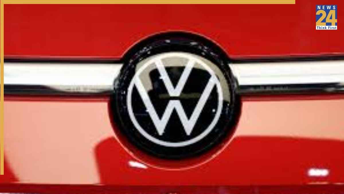 Volkswagen Layoff: 50000 नौकरियां खत्म! आखिर क्यों ब्रेक लगाने पर मजबूर हुई दिग्गज कंपनी?