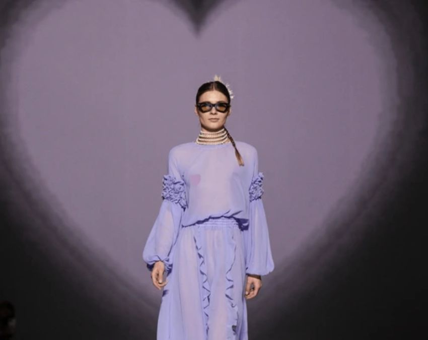 why is walking on the ramp called cat walk-1-2-3