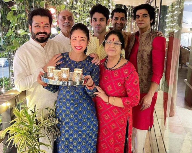 yami gautam and aditya dhar-1-2-3-4-5