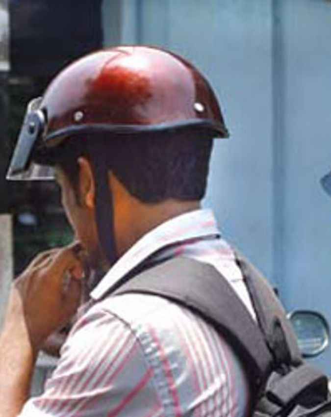 ‘छोटू हेलमेट’ क्या होता है?