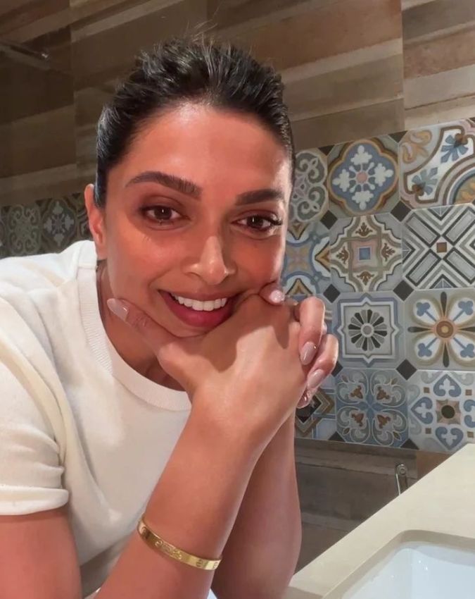 Deepika Padukone skincare routine-1-2