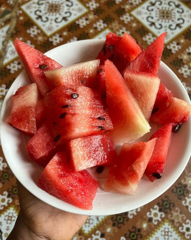 glowing skin ke liye kaun sa fruit khaye-1-2-3-4-5