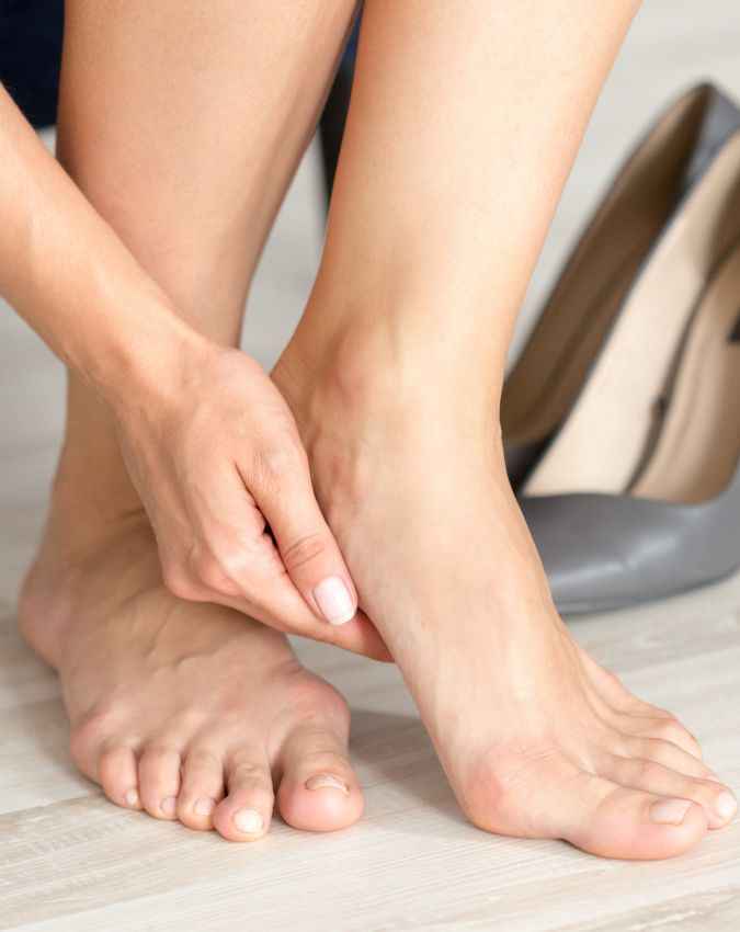 शराब के सेवन से तलवों में जलन 