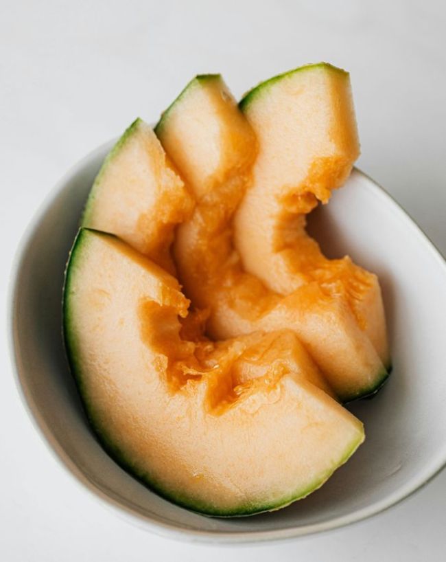Who Should Avoid Eating Muskmelon-1-2-3-4-5-6