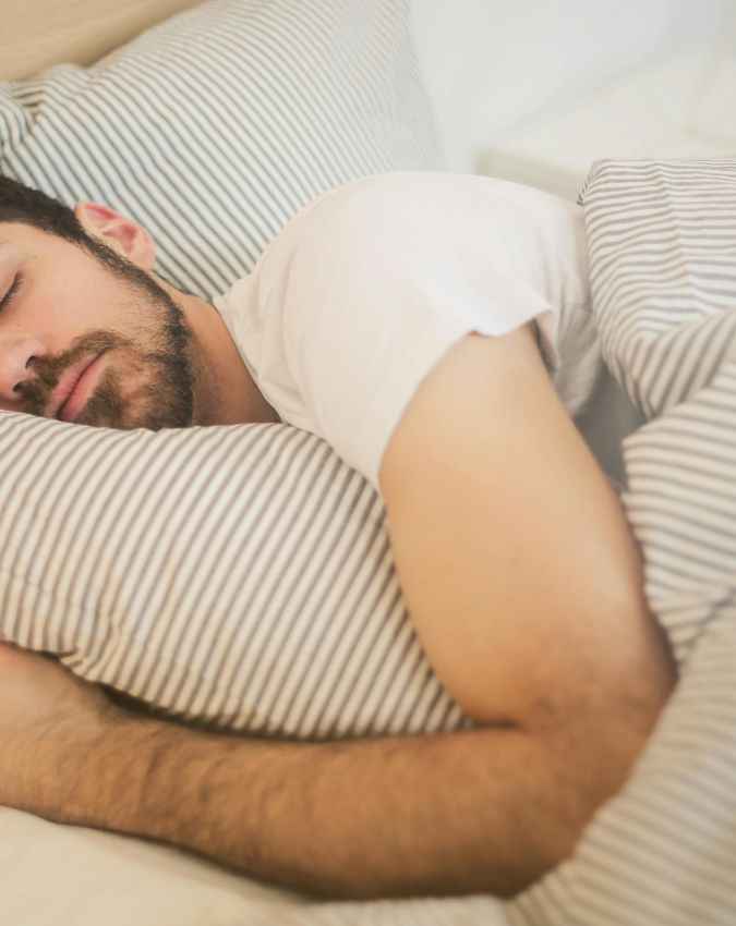 गलत स्लीपिंग पॉजीशन से 