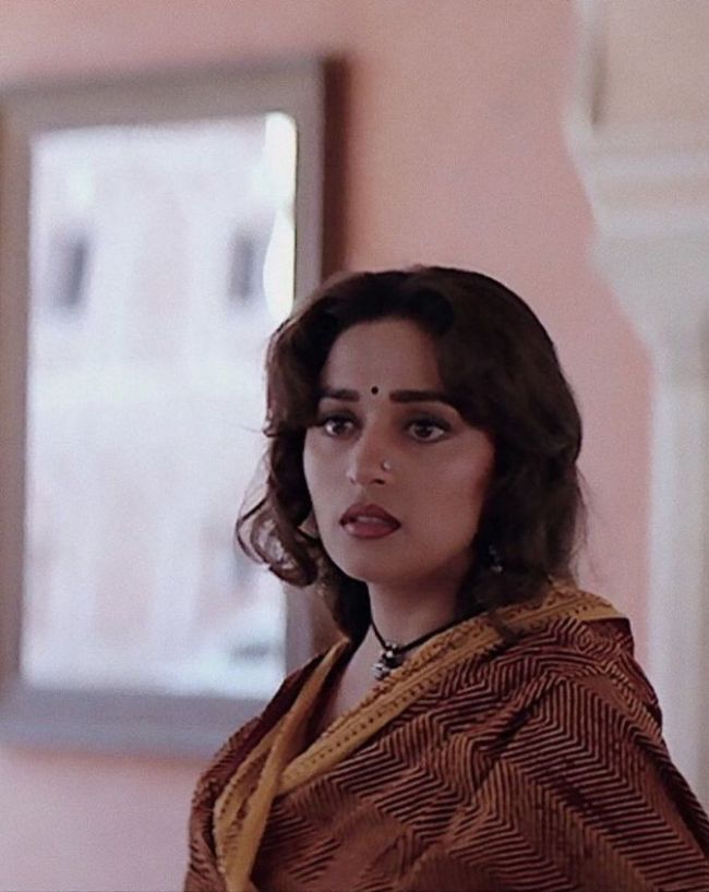 Madhuri dixit numerology (1)-1-2-3-4