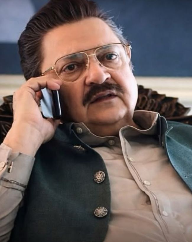 Rakesh Bedi Bonus For Jameel Jamali-1-2-3-4