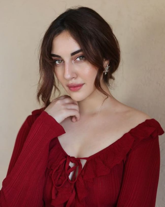 Arshdeep Singh and Samreen Kaur dating-1-2-3-4