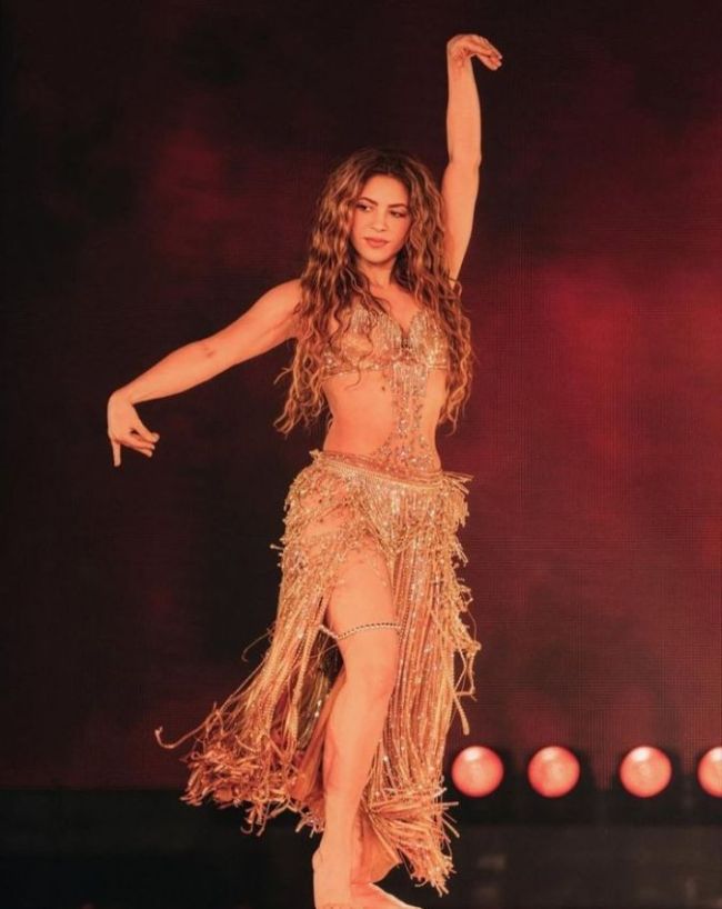 _Shakira Brazil Concert Crew Member Death-1-2-3-4-5