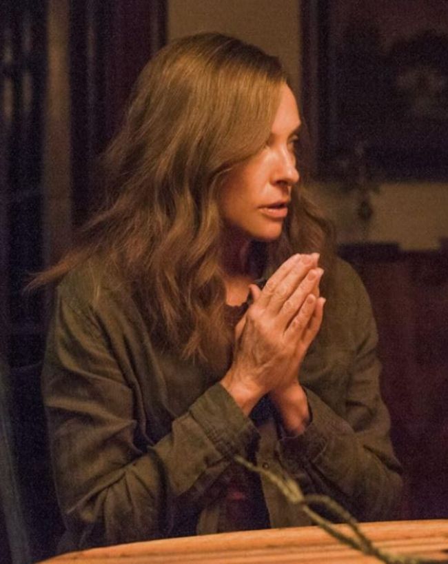 Hereditary Horror Movie-1-2-3-4-5