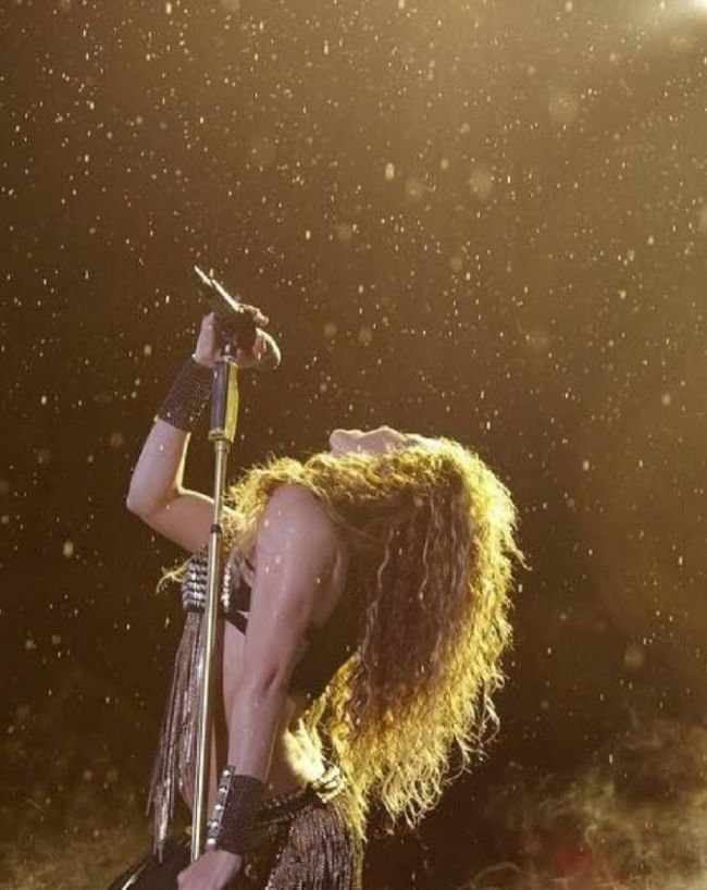 _Shakira Brazil Concert Crew Member Death-1-2-3-4-5-6