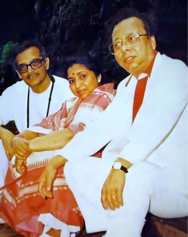 Asha Bhosle Love Story.jpg-1-2-3-4-5-6