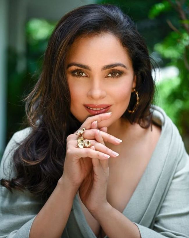 Lara Dutta Numerology-1-2-3-4-5-6-7
