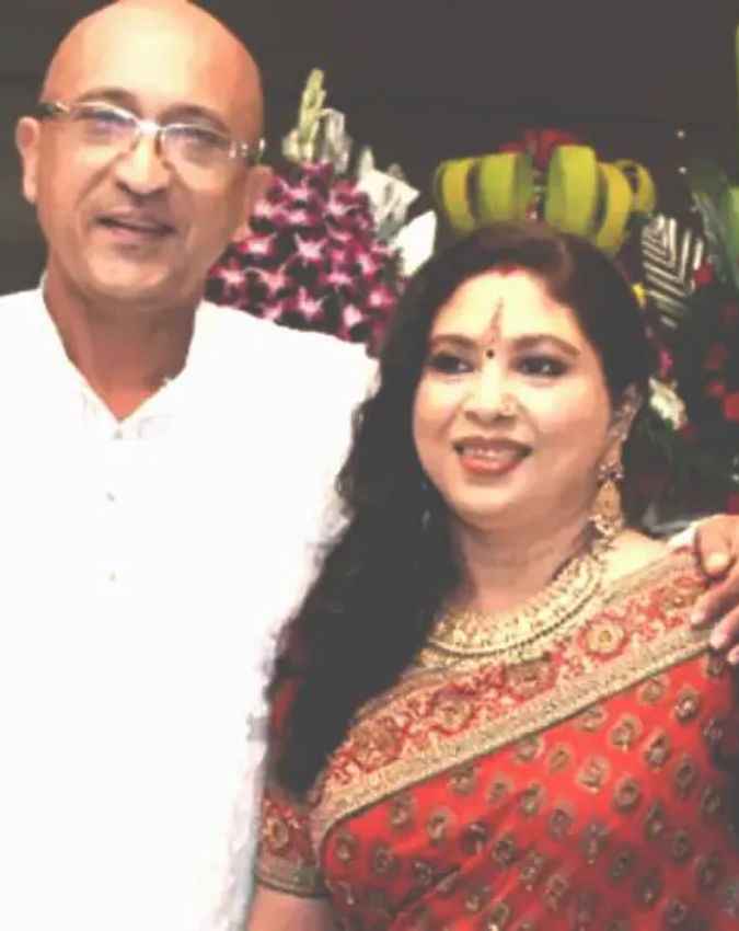 तेज सप्रू और धनलक्ष्मी का अफेयर