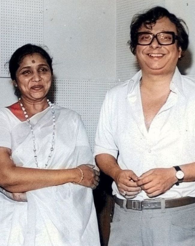 Asha Bhosle Love Story.jpg-1-2-3-4-5-6-7-8