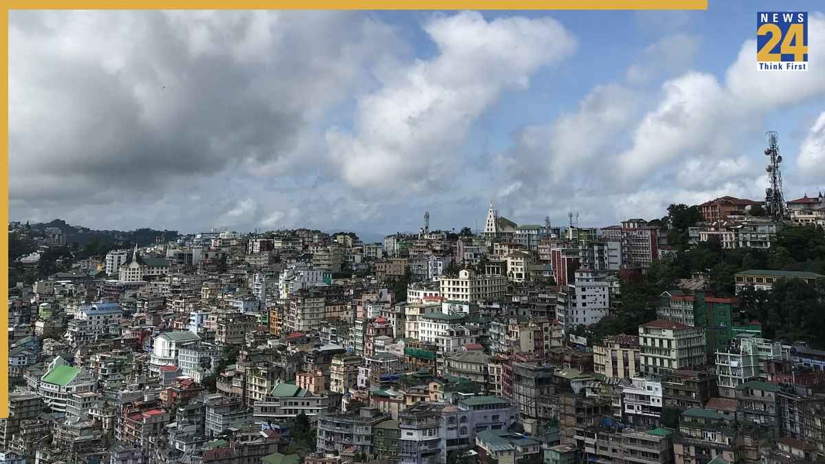 Aizawl Kaise Pahuche