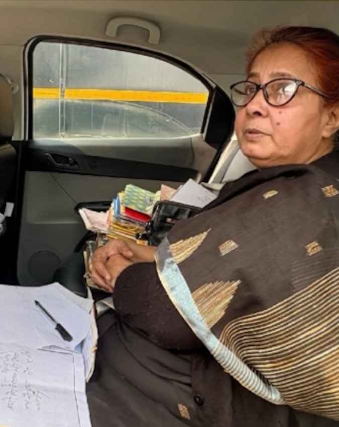 क्या है कार को ऑफिस बनाने की वजह?