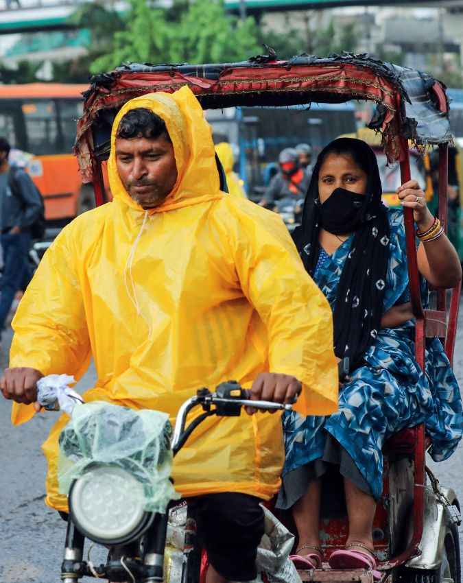 गरज चमक के साथ बरसेंगे बादल