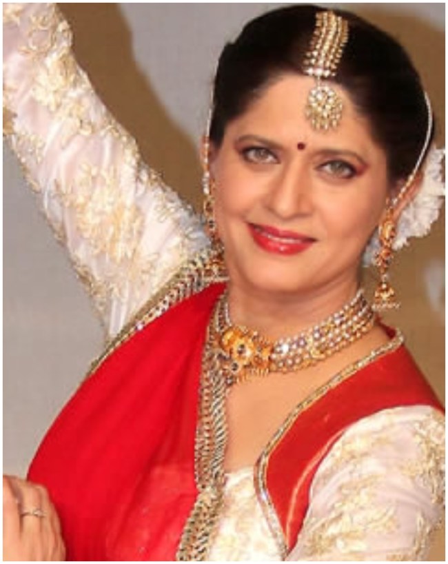 Archana Joglekar-1-2-3-4-5