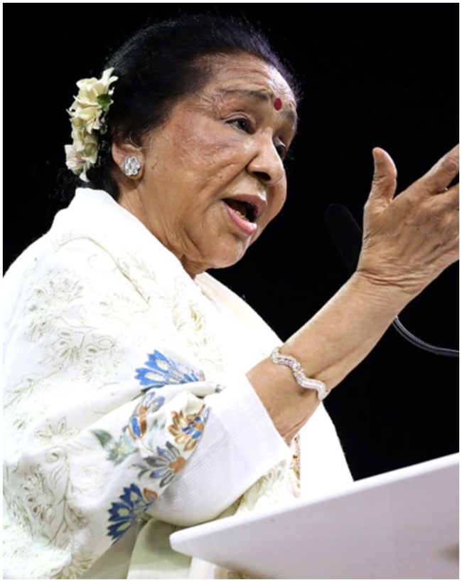 Asha Bhosle-1-2-3-4-5-6-7