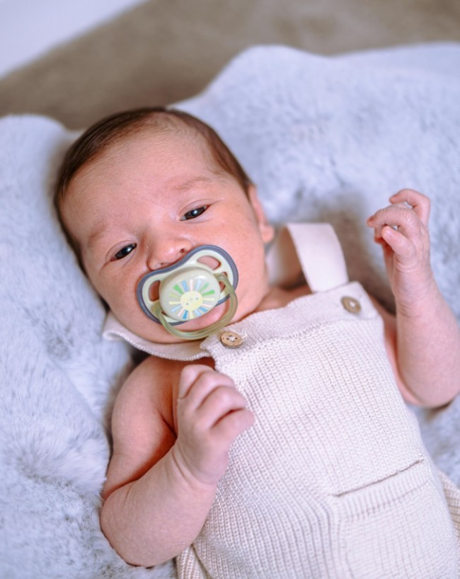 Baby Burping After Feeding-1-2