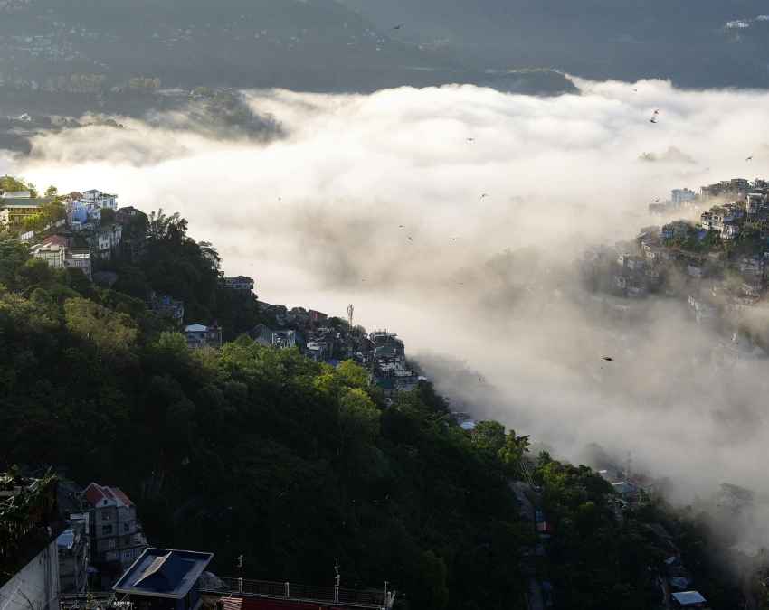 अन्य शहरों से अलग है यहां का रूटीन