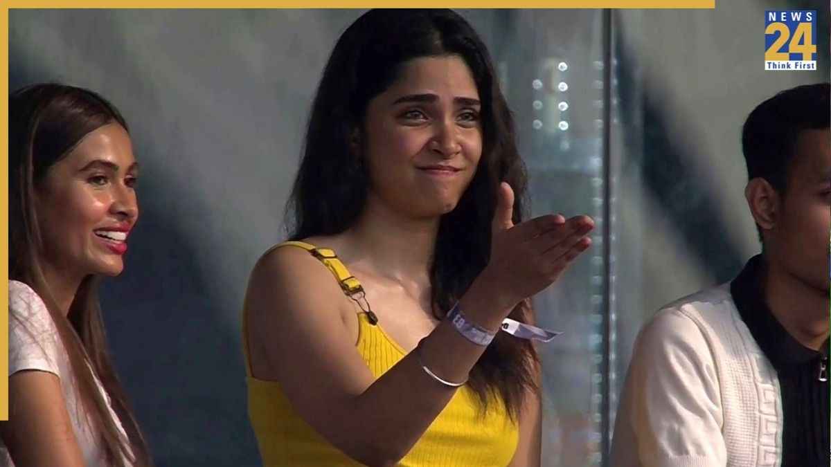 CSK Fan Girl Sushmita Roy 2
