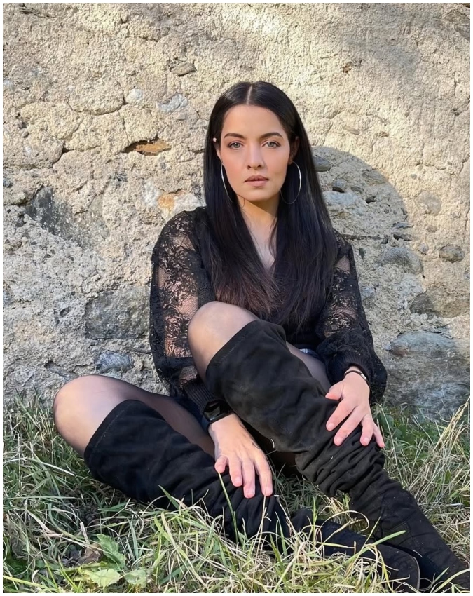 Celina Jaitly-1-2-3-4-5-6-7