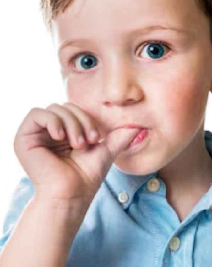 अंगूठा चूसने वाले बच्चे कैसे होते हैं?