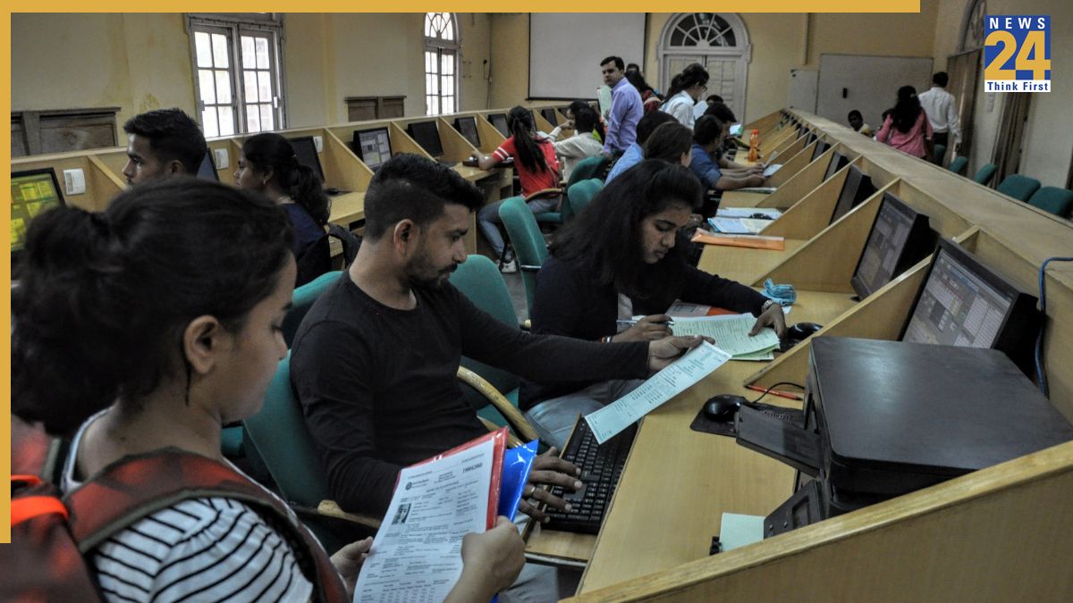 DU Admission front -1