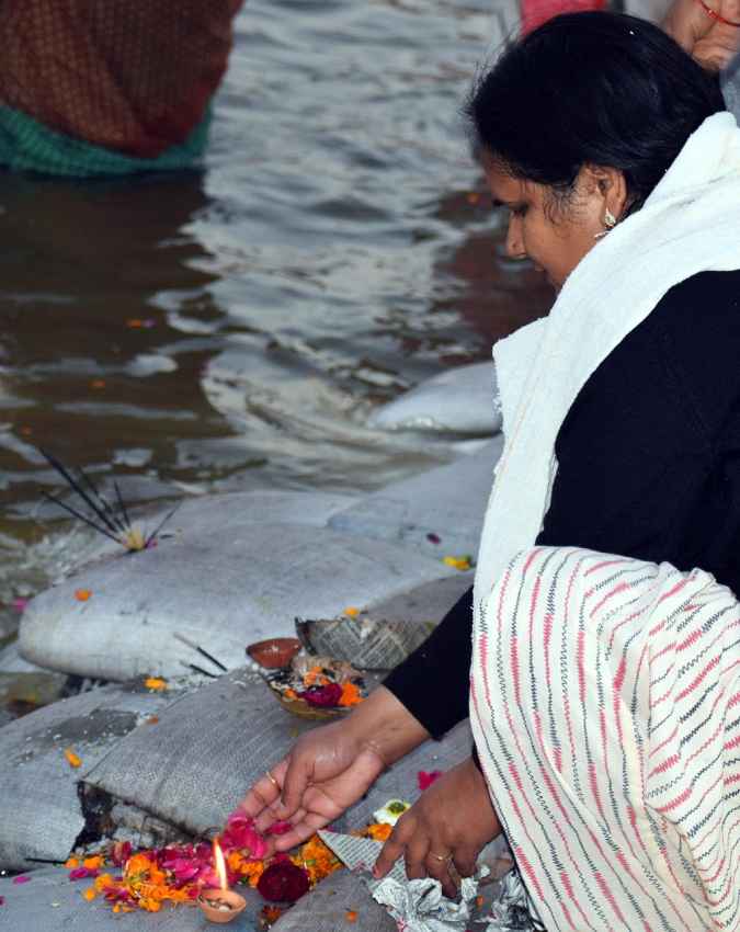 आस्था और रहस्य से भरी गंगा नदी
