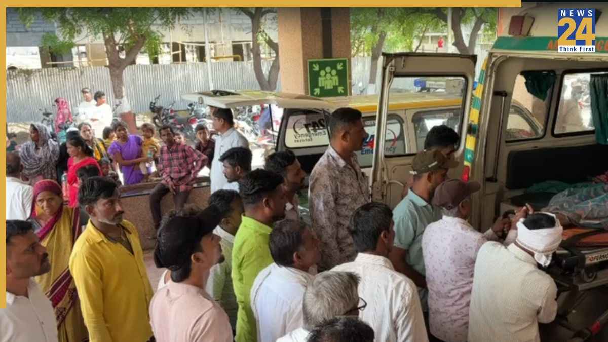 Dhule accident