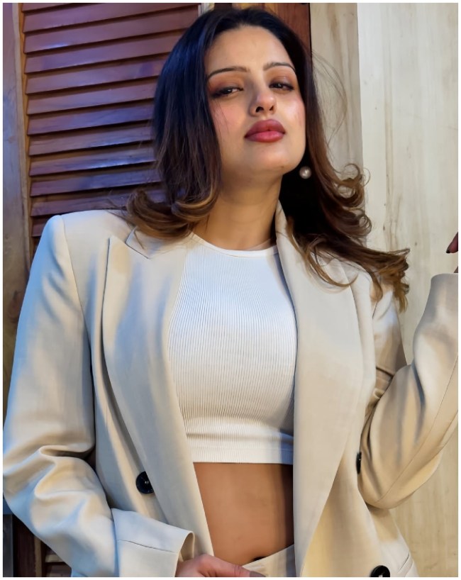 Divyanka Sirohi-1-2-3