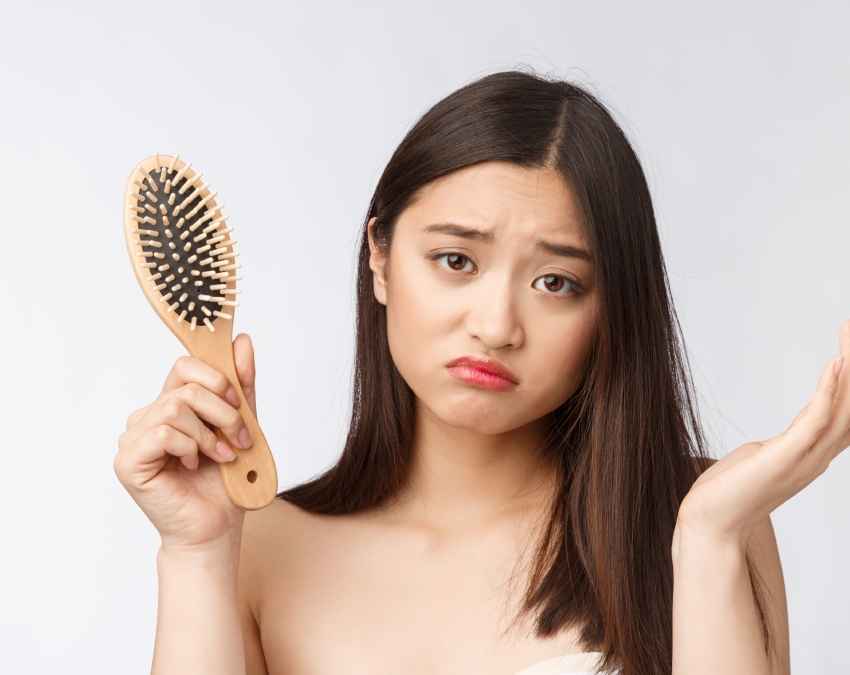 आयुर्वेद में क्यों खास मानी जाती है बालों की देखभाल
