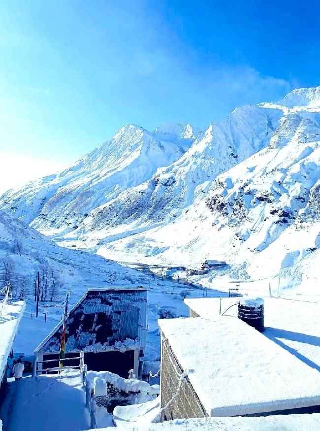 जम्मू-कश्मीर और हिमाचल में बर्फबारी