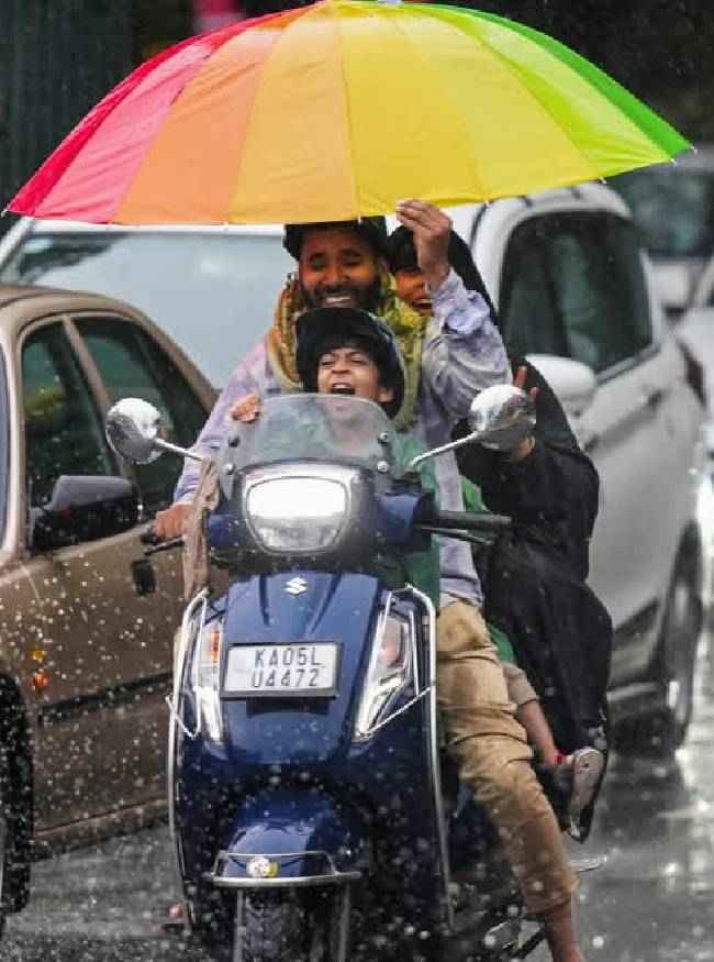 महाराष्ट्र में बिजली गिरने की चेतावनी