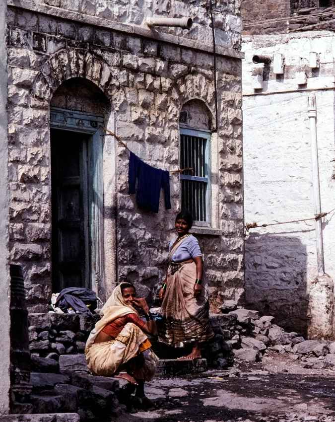 टंकी के ऊपर शेड लगवाना रहेगा फायदेमंद
