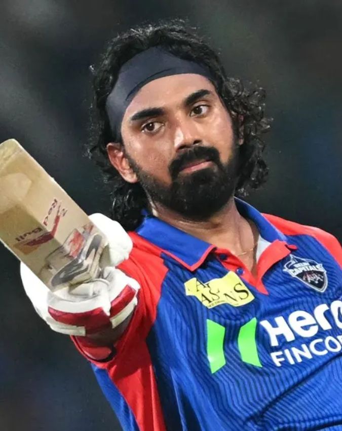 KL Rahul Axar Patel -1-2