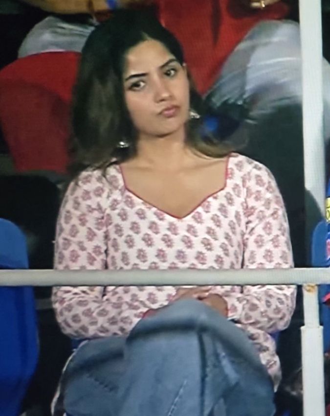 Kashmira Pardeshi -1-2