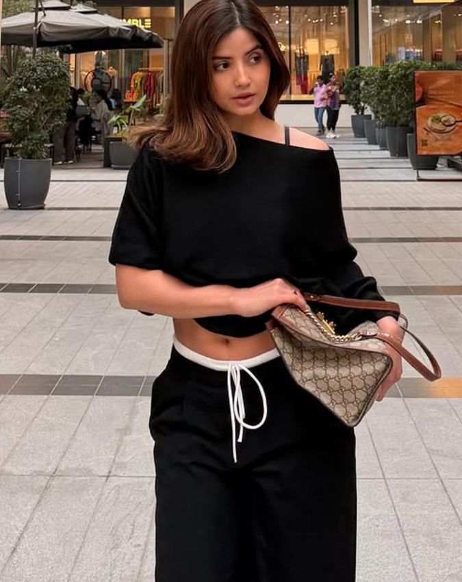 Kashmira Pardeshi -1-2-3-4