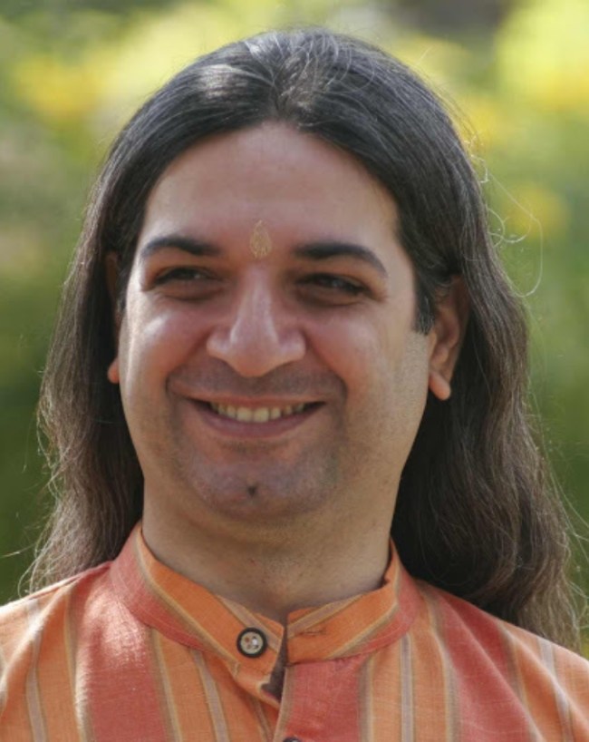 IITians Who Chose Spirituality Over High-Paying Jobs-1-2-3-4